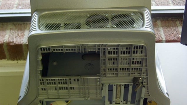 Unlike Its Cinematic Namesake, This Case Mod Inspired By A Classic Sci-Fi Movie Will Probably Not Try To Kill Anyone