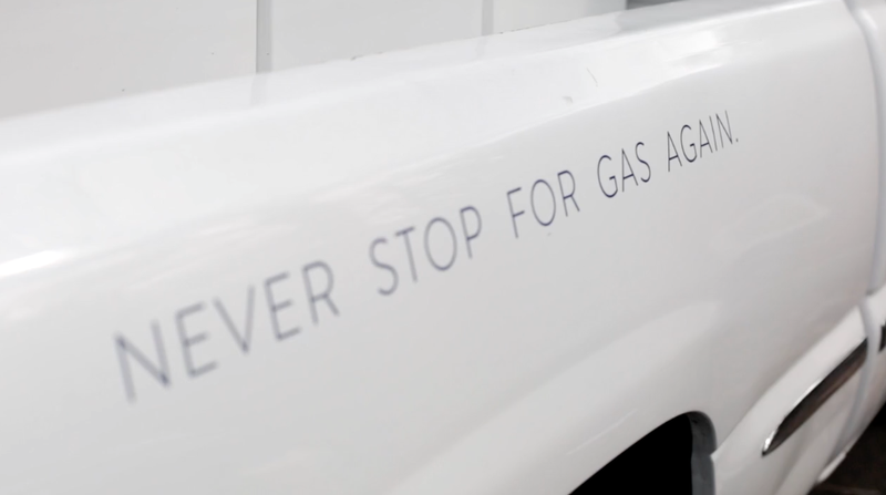 Read This Before You Consider Having Gas Delivered to Your Car By an App