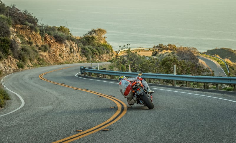 Would You Want To See A Dual Clutch Transmission In A Sportbike?