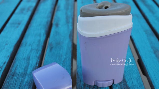 Make Your Own Deodorant to Avoid Allergies and Control Ingredients