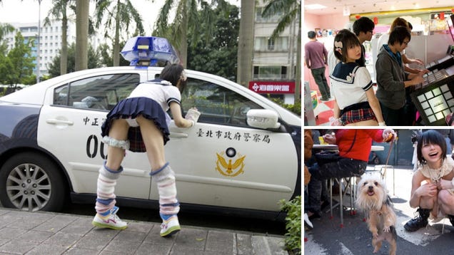 Japanese Cosplayer Feels Heat For Flashing Taiwanese Police Car