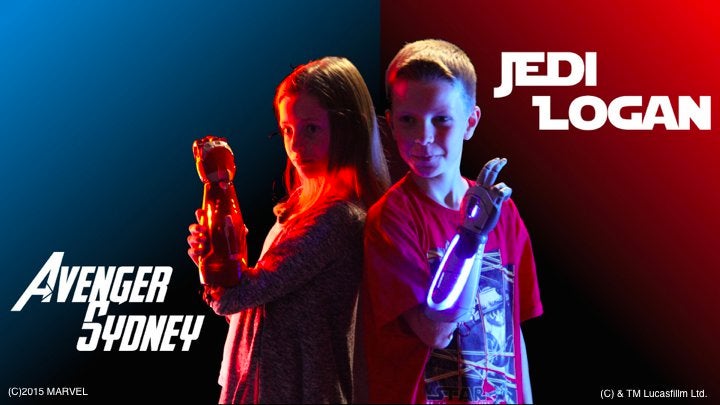 Una idea genial: crean prótesis de brazo para niños inspiradas en Marvel y Disney