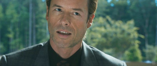 Iron Man 3 trailer screencaps reveal Tony Stark's worst nightmares. Plural.
