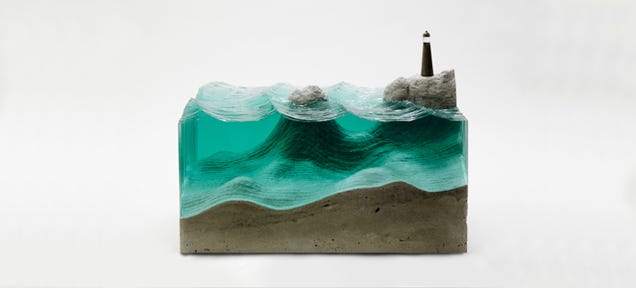 This Artist Sculpts Panes of Glass Into 3D Oceans