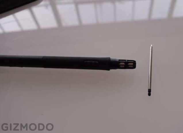 HP's Hybrid Pen-Stylus Is the Best Time I've Had Writing on a Tablet