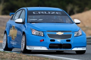 Chevy Cruze WTCC Racer Fully Revealed