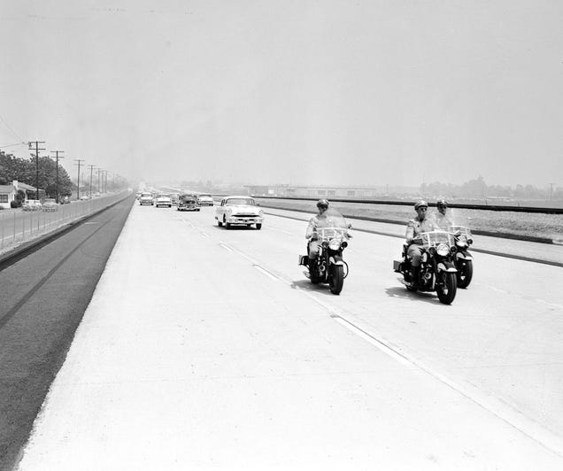 Photos: When Southern California's Freeways Were New (and Empty)