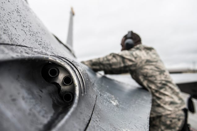 50 Totally Stunning Combat Aircraft Photos Taken Around Alaska