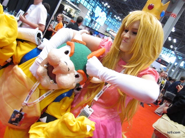 New York Comic-Con Cosplay TV, Movies and Video Games!