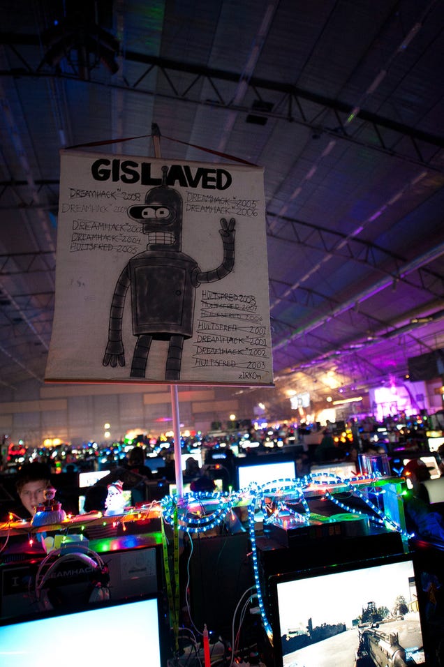 The Sights, Lights (and Imagined Smells) of the World's Biggest LAN Party