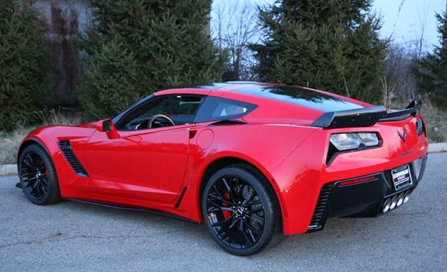 This 2015 Corvette Z06 had 891 miles when the engine grenaded