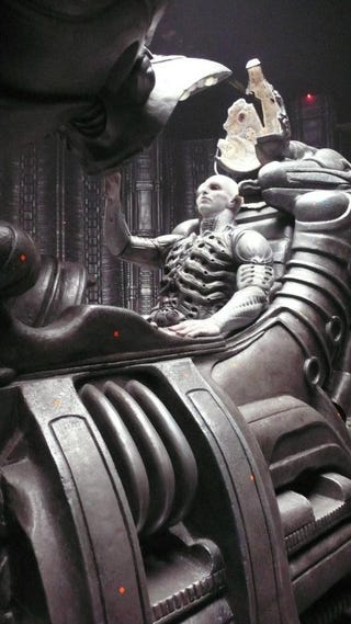 Prometheus set photos show what's under the Engineers' robes, plus a never-before-seen character