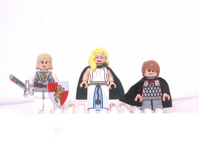 Game of Thrones Lego minifigs totally rule!