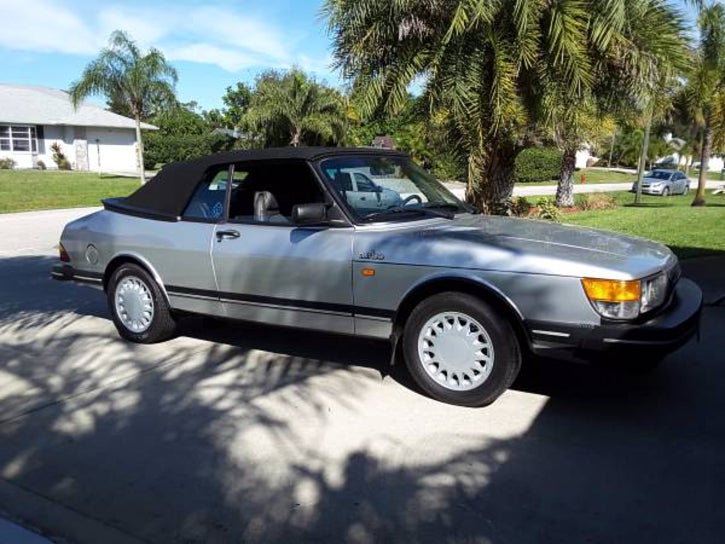 Would You Go For This Restored 1986 Saab 900 Turbo Ragtop For $20,000?
