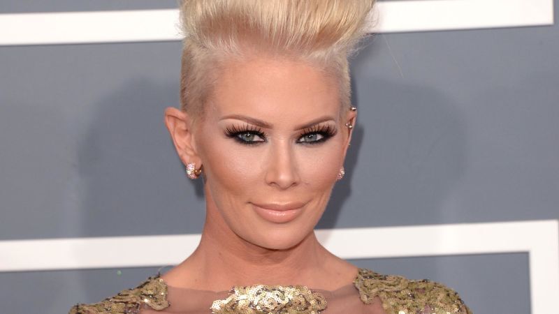 Russell Crowe, Alleged Mean Jerk, Once Told Rebel Wilson to 'Fuck Off'