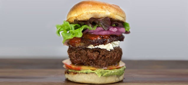 This Moroccan style burger looks so good that makes my belly dance