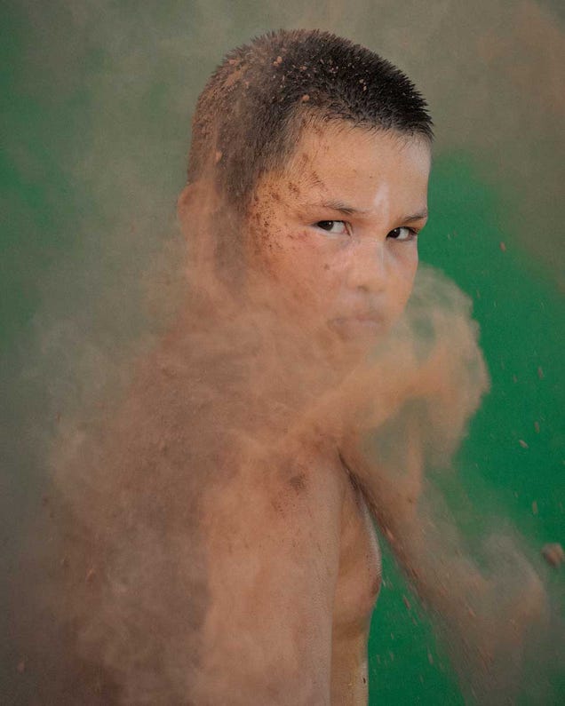 10 Photos Of Things Splashed With Paint And Other Stuff