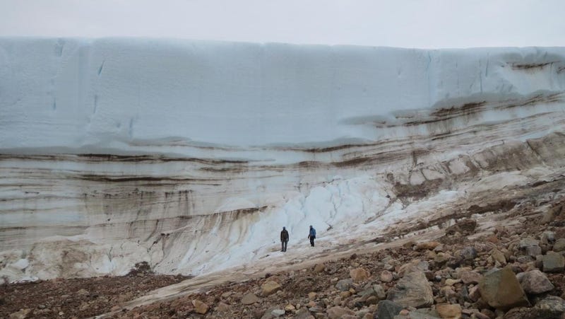 a profile of an ice sheet in northwest greenland photo:  yarrow