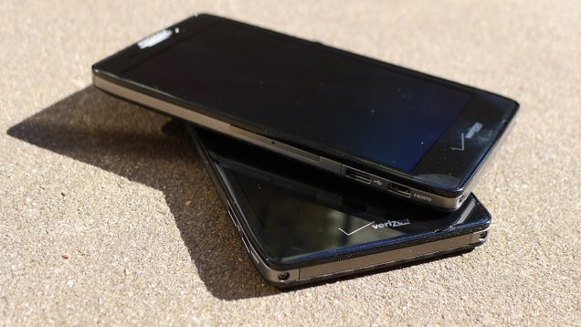 DNA vs Razr: What's Your Pick?