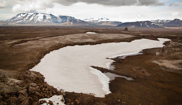 A Volcano Sitting Beneath a Glacier in Iceland Might Erupt Soon