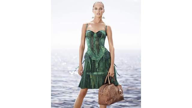 Alessandra Ambrosio Didn't Tell Victoria's Secret She Was Pregnant Until After The Show