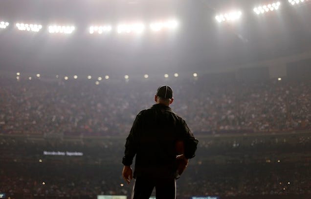 The Best And Most Surreal Photographs From The Power Outage At The Superdome