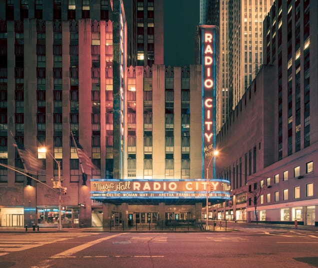 Extraordinary photos capture the true spirit of New York City at night