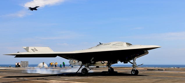 Navy Makes History With Integrated Unmanned-Manned Carrier Ops