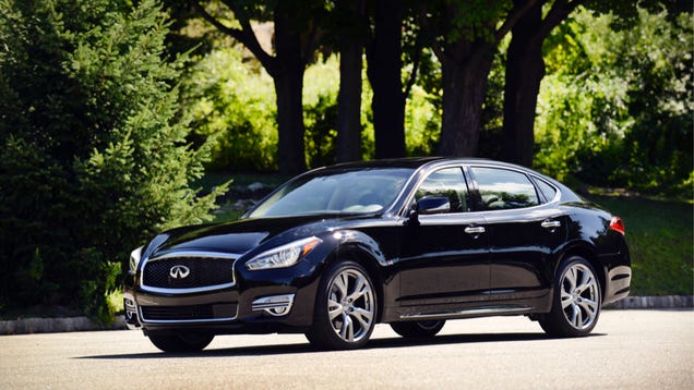 The Infiniti Q70 Is A Big Yacht That Is Still Better Than You Remember