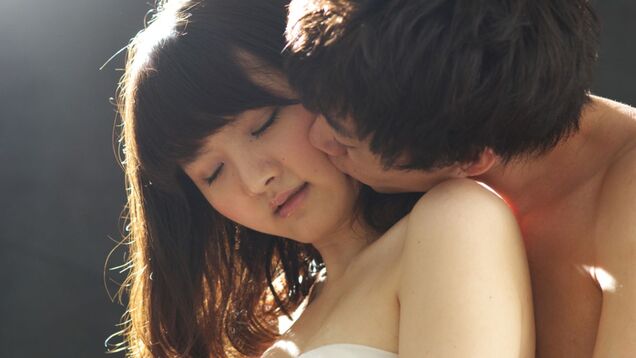 Myths about the "love hormone" oxytocin that could ruin your love life