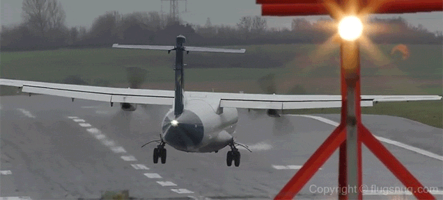 Watching These Airplanes Try to Land in Crazy Winds Is the Scariest Thing