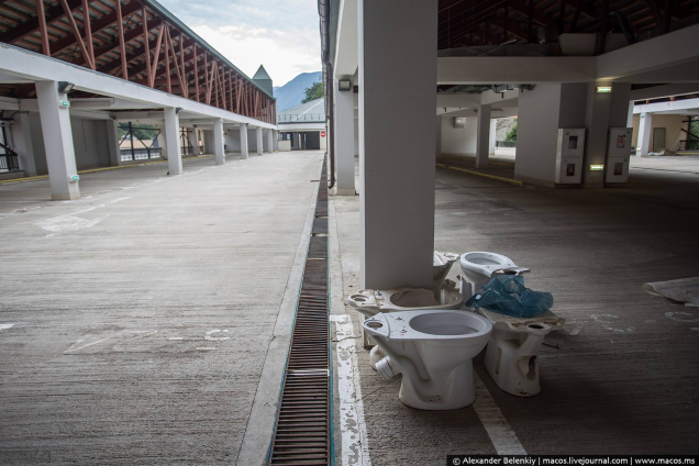 Just Six Months After the Olympics, Sochi Looks Like a Ghost Town