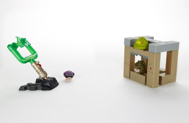 First look at the Angry Birds Star Wars crossover, behold the Pig Star!
