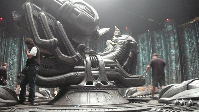 Prometheus set photos show what's under the Engineers' robes, plus a never-before-seen character