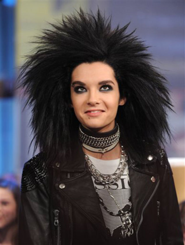 The 8 Worst Hairdos A Man Can Have