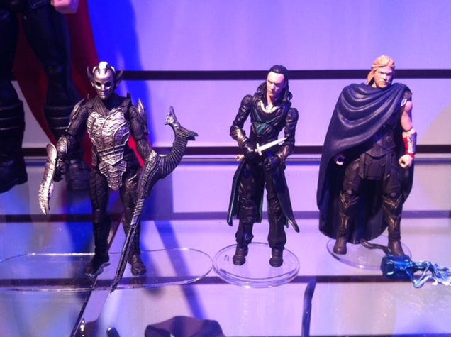 A close-up look at the dead-eyed elves from Thor: The Dark World