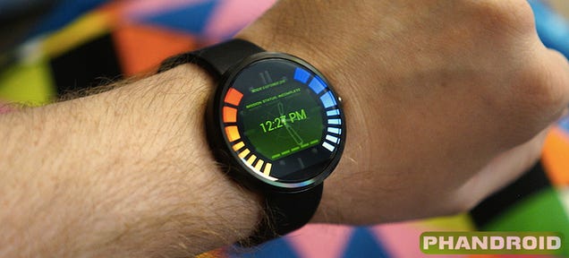 This N64 GoldenEye Watch Face Is the Best Reason To Buy the Moto 360