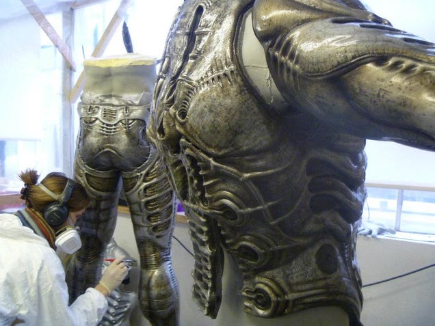 Prometheus set photos show what's under the Engineers' robes, plus a never-before-seen character