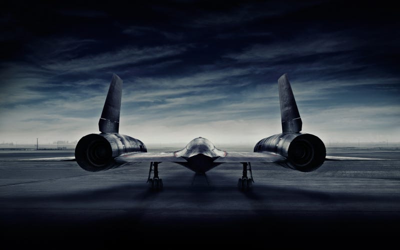 Blair Bunting Captures The Essence Of The SR-71 Blackbird In These Dramatic Photos