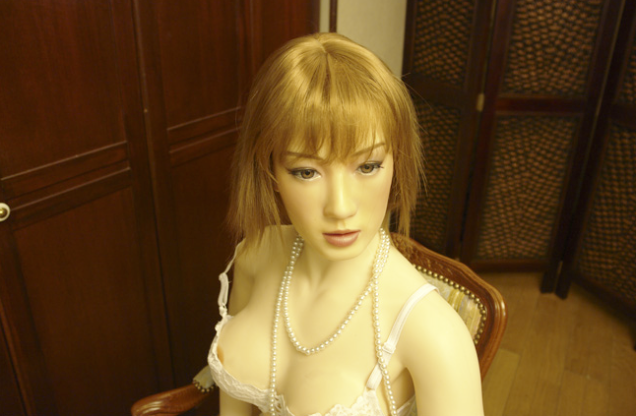 Honey Doll Has Touch Sensors, Moans, Has Fake Orgasms