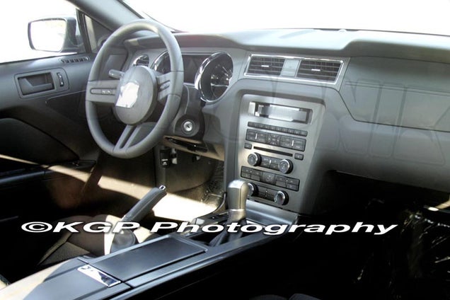 2010 Ford Mustang Interior Revealed; Shows Evolutionary, Not Revolutionary Changes