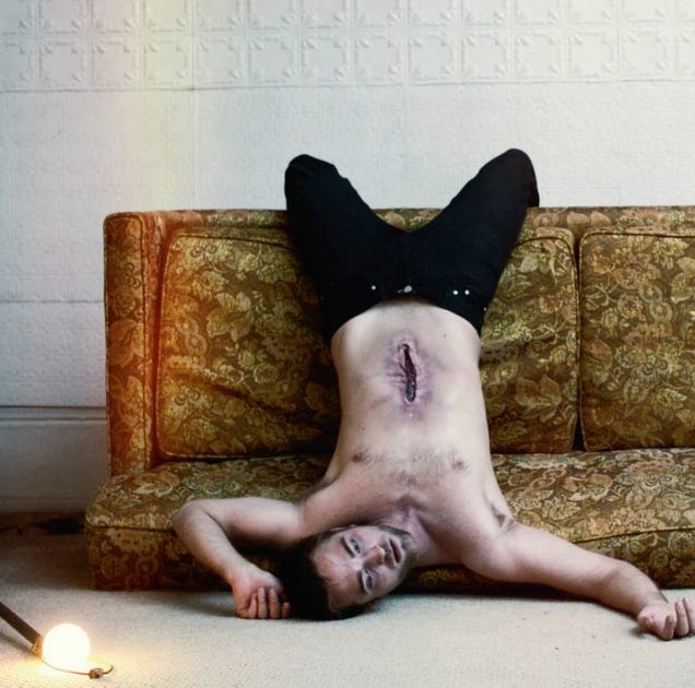 Robert Pattinson recreates Cronenberg's Videodrome and Scanners