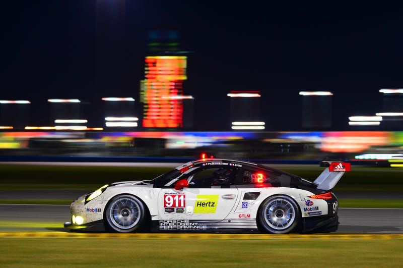 Your Ridiculously Awesome Porsche 911 RSR Wallpaper Is Here 