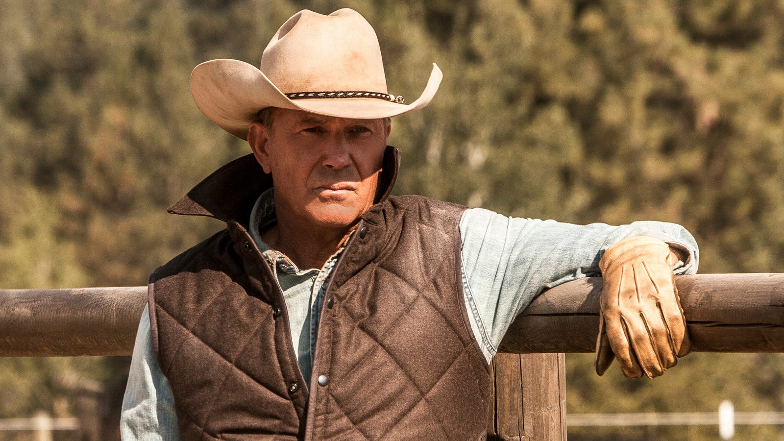 It's the premiere of Yellowstone, a dark tale from the writer of Hell Or High Water