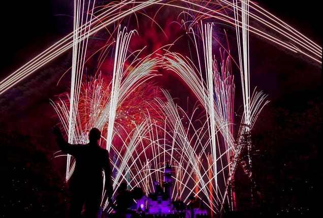 75 Explosive Photos of Fireworks