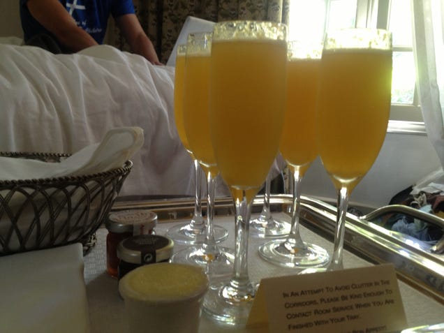 How to Get Kicked Out of Chateau Marmont Without Drugs: A Liveblog