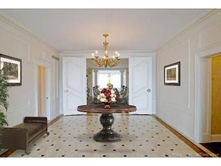 Now You Can Rent Oprah's Luxurious Chicago Apartment