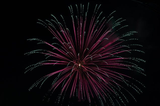 75 Explosive Photos of Fireworks