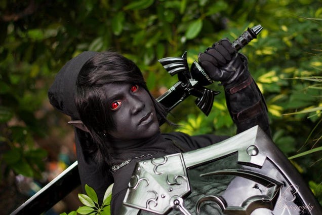 The Best Of Last Week's Cosplay: Hitman, Dark Link, Mononoke & Freakin' Wind Waker