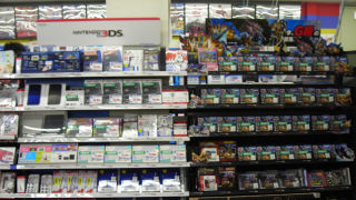 Handheld Gaming Continues To Rule in Japan